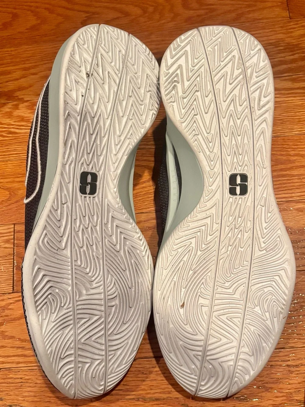 Nike Sabrina 1 Grey 